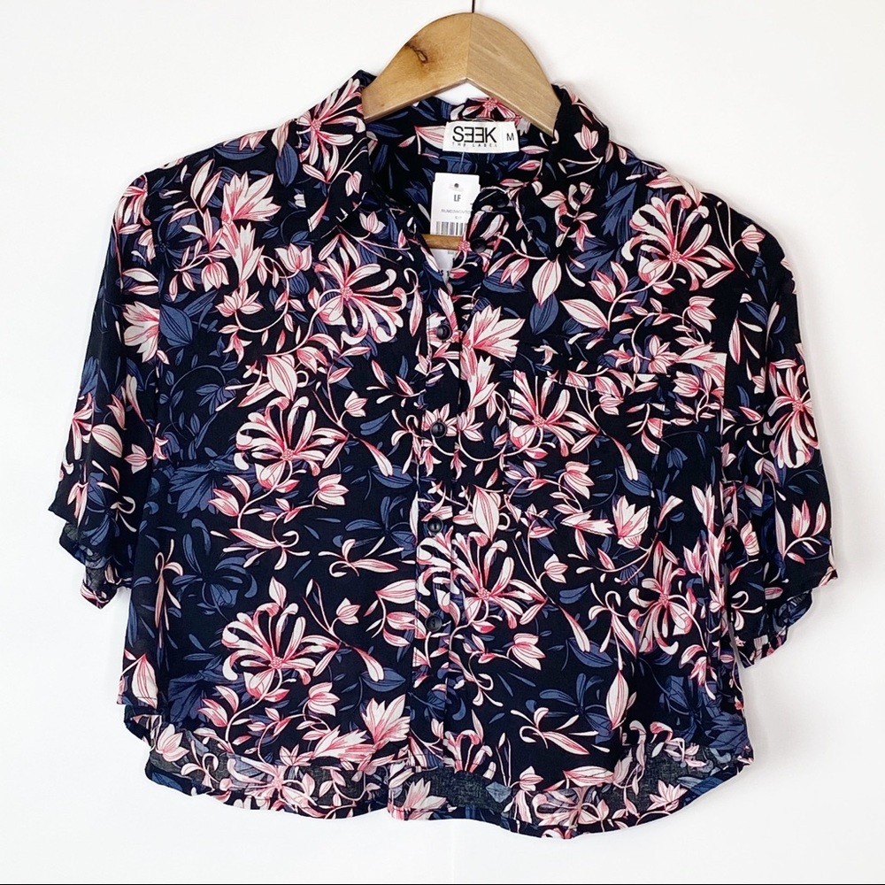 NWT LF Seek The Label Tropical Floral Crop Shirt